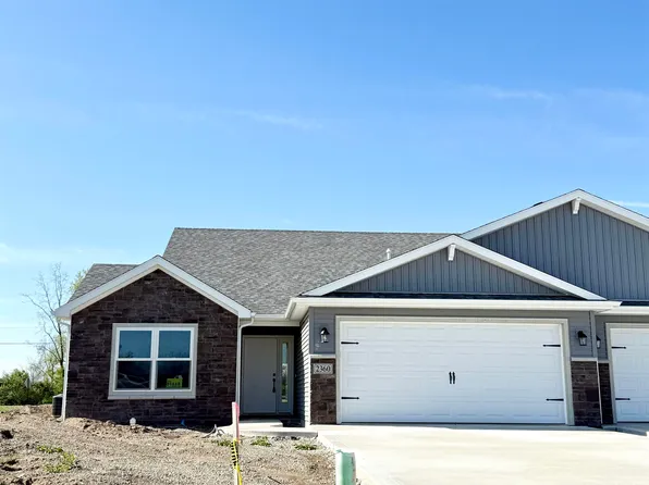 2360 Serenity Ct, Auburn, IN 46706