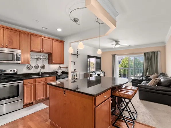 414 John Mahar Hwy #A303, Braintree, MA 02184