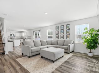 121 Crownpiece St, Troutman, NC 28166