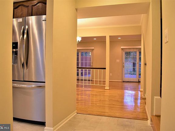 Gleaming hardwoods greet you!