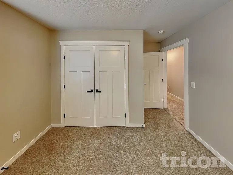 881 High St — Photo 10