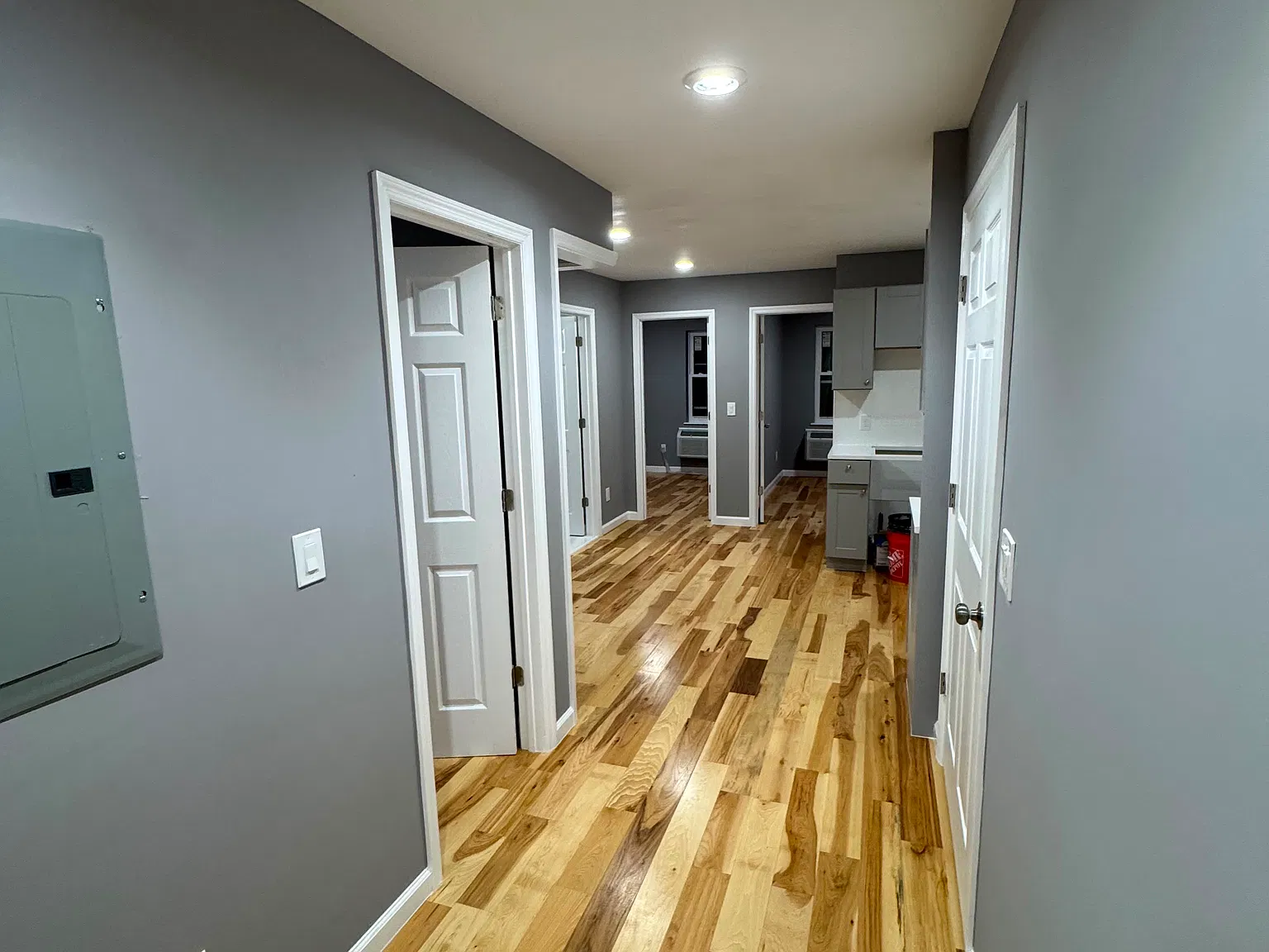 3 bed, $2,800 — Photo 1