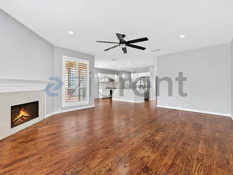 10604 Ambergate Ln — Photo 11