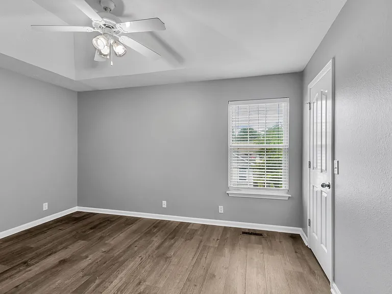 414 Arapaho Dr — Photo 15