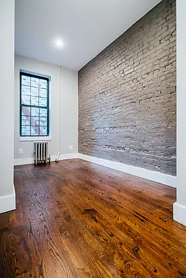 Rented by Nooklyn NYC LLC | media 83