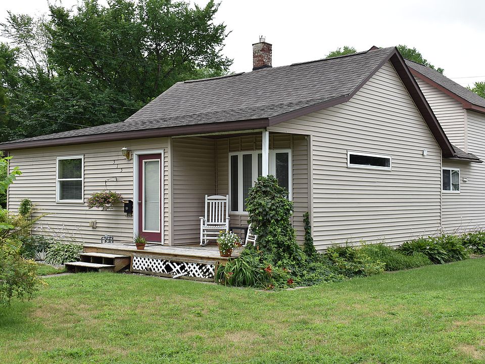 1st image of 515 W Vasa Ave