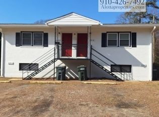 836A Ridge Rd, Fayetteville, NC 28311