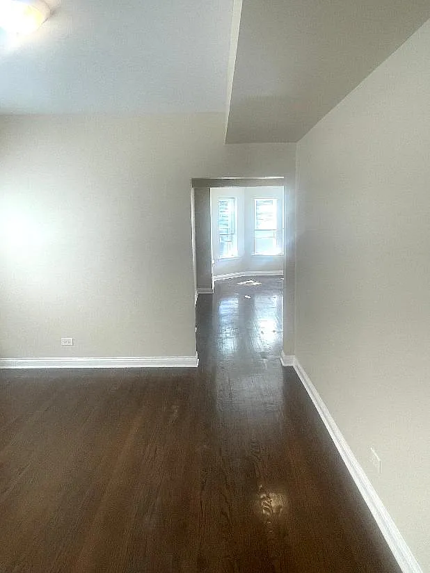 3 bed, 1400 sqft, $1,900 — Photo 3