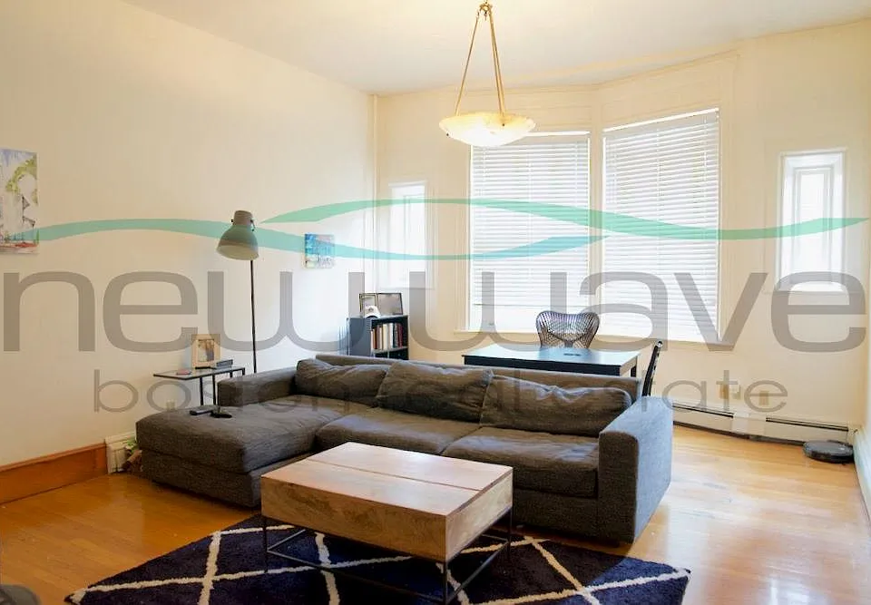 269 Newbury St #1