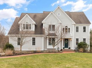 45 Barteau Ln, Boxboro, MA 01719