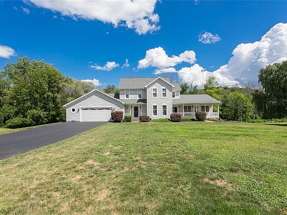 2nd image of 11 Aristocrat Cir