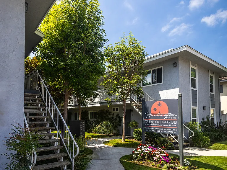 Huntington Knolls Apartment Home — Photo 15