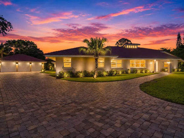 22829 Horse Shoe Way, Boca Raton, FL 33428