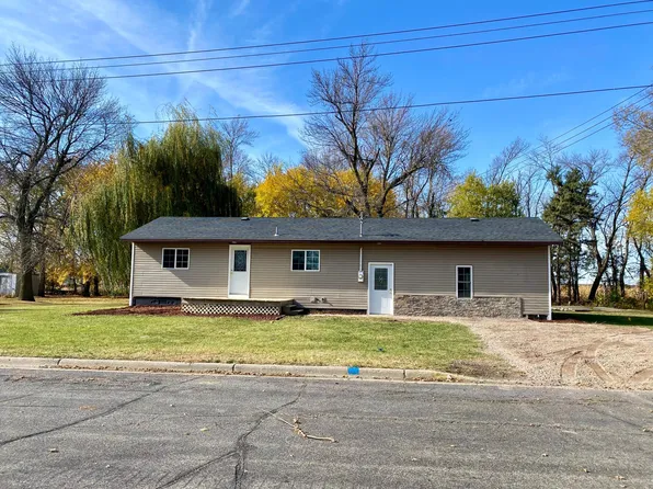 104 Boulevard St, Belview, MN 56214