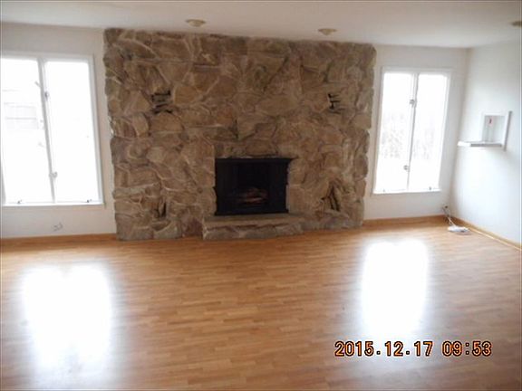 2nd image of 8817 S Melvina Ave