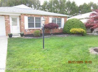 83 Lauren Ln N, Brick, NJ