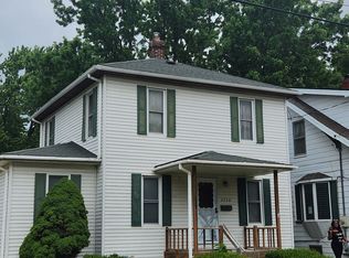 2734 Brown St, Flint, MI 48503