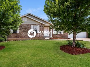 3 Winding Trails Cir, O'Fallon, MO 63366