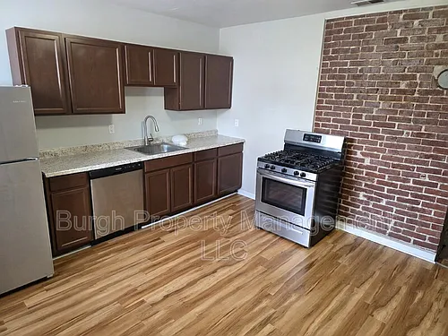114 W 8th Ave #3C Photo 1