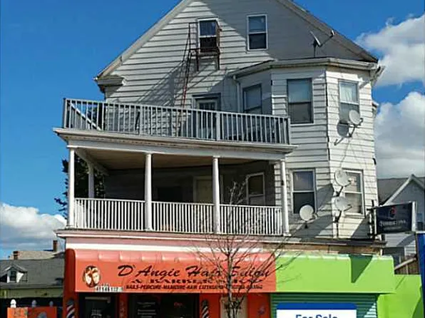 908 Broad St, Providence, RI 02907