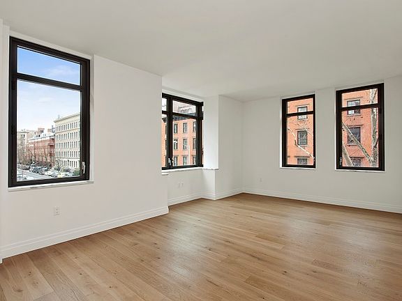 4th image of 455 W 20th St APT 3A