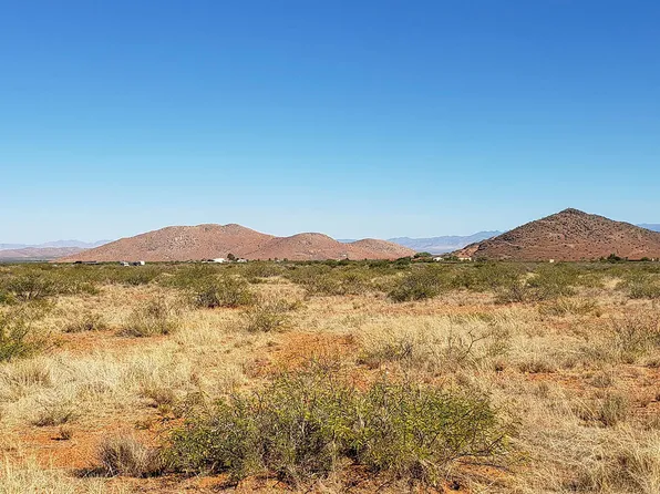 S Sage St #16, Pearce, AZ 85625