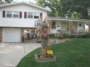 3228 S Wendover Cir, Youngstown, OH 44511