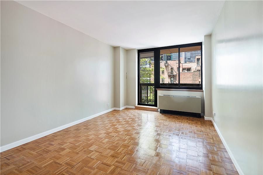 1st image of 250 E 40th St APT 5A