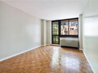 250 E 40th St APT 5A, New York, NY 10016