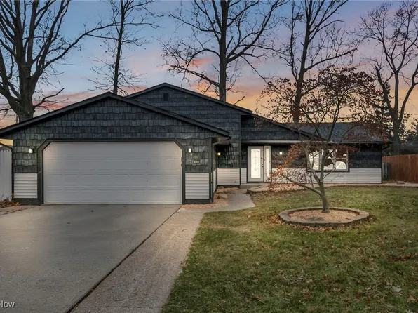 578 Treadway Blvd, Sheffield Lake, OH 44054