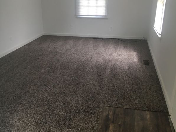 311 Pickett Cir, Liberty, NC 27298