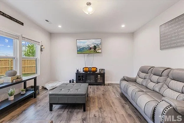 24 Nolan Ct — Photo 21
