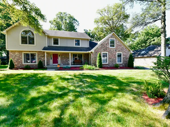 7061 W Carrie Dr, New Palestine, IN 46163