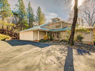 10961 Skyranch Pl, Nevada City, CA 95959