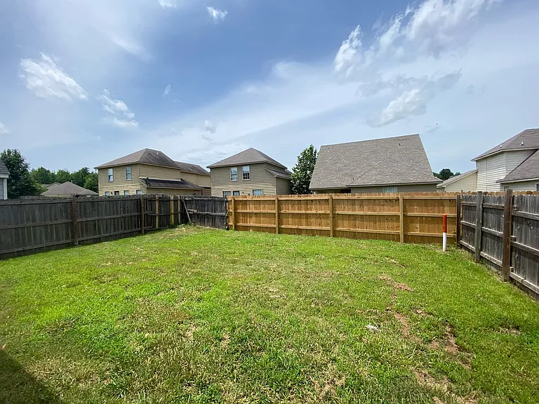 4832 Royal Run Dr — Photo 16