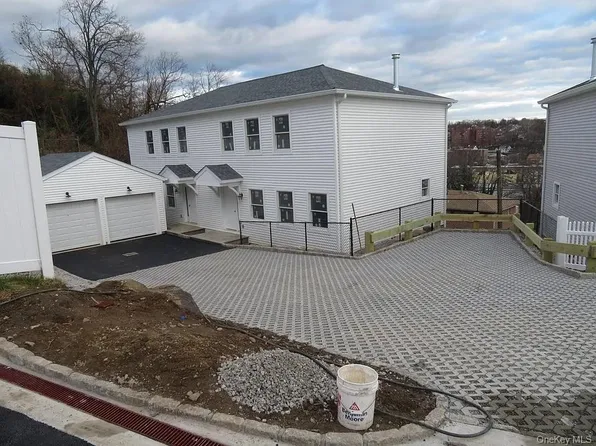 62 Gibson Pl, Yonkers, NY 10705