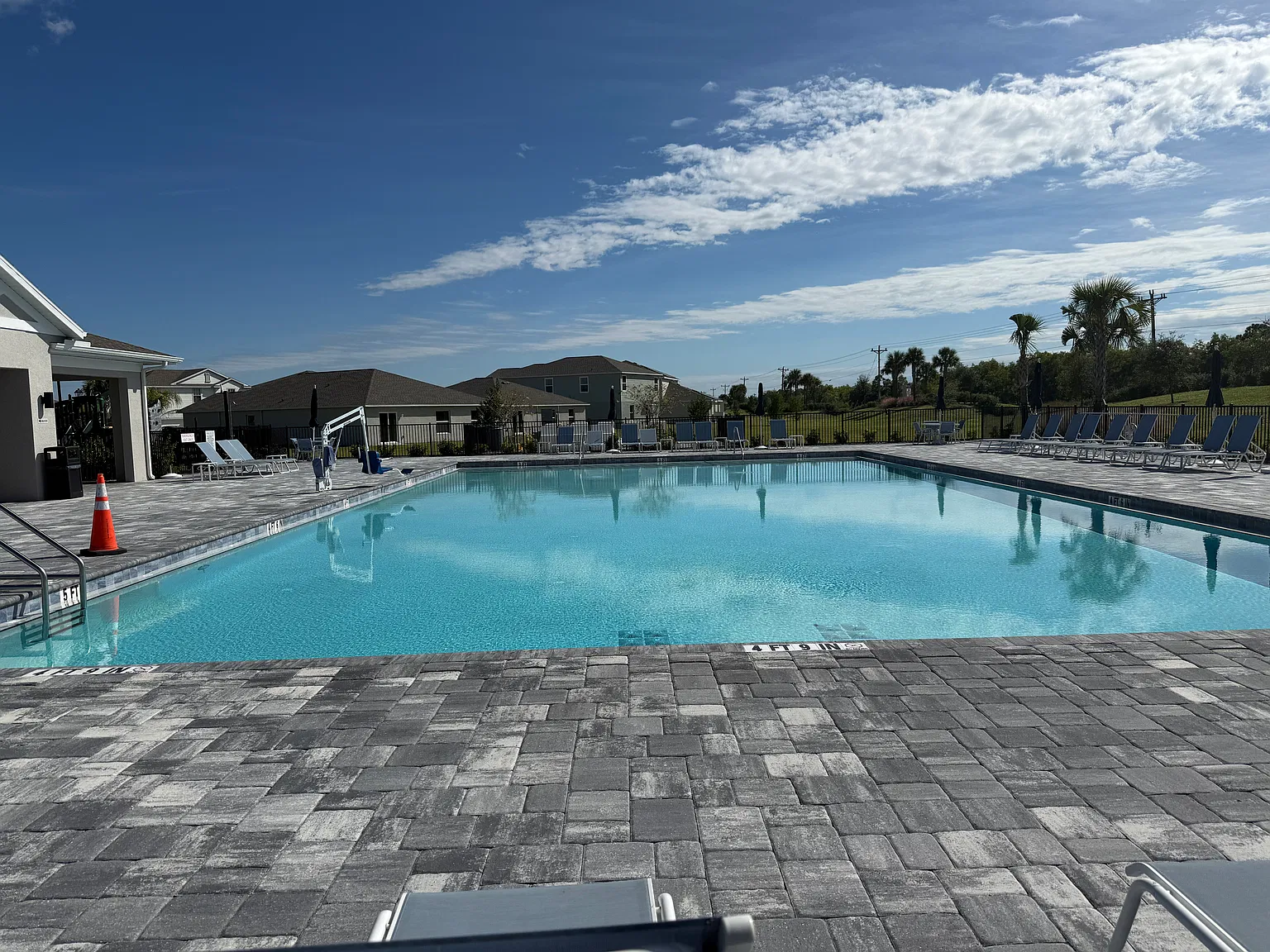 3 bed, 1450 sqft, $1,800 — Photo 3