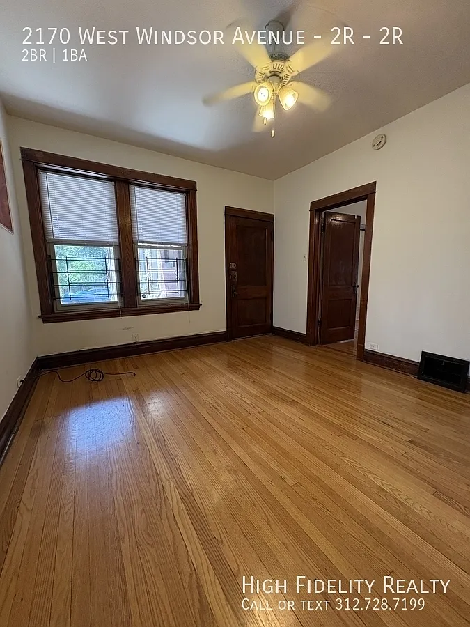 Building Photo - 2170 W Windsor Ave #2R