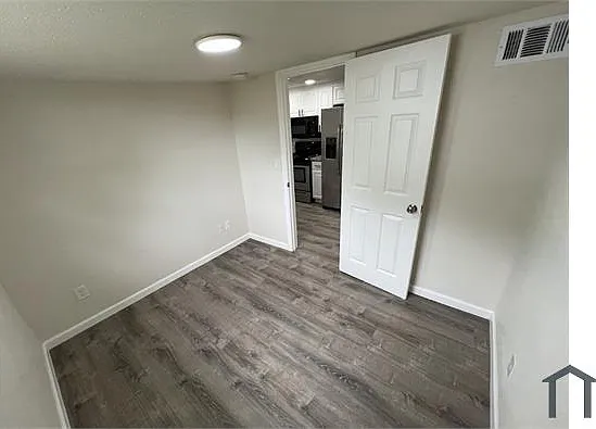 349 San Diego St — Photo 13