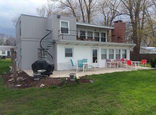 7467 E Harbor Rd, Marblehead, OH 43440