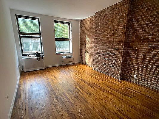 1315 1st Ave APT 3B, New York, NY 10021 | Zillow