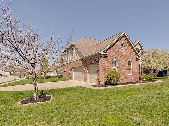 3rd image of 14427 Murphy Cir E