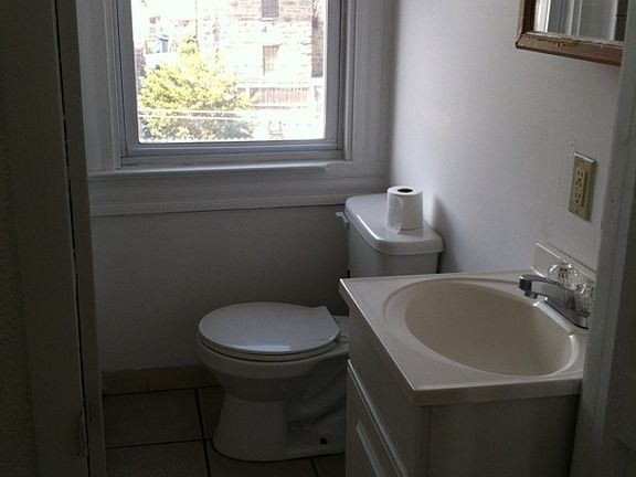 4th image of 724 River St Rear 2