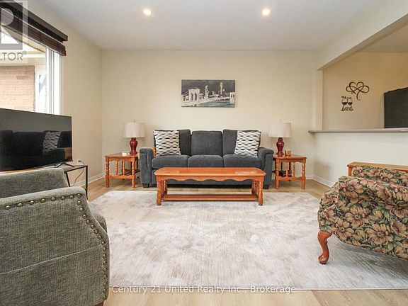 4th image of 1110 Clonsilla Ave #1-204