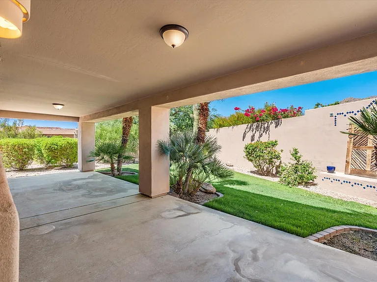 13610 E Laurel Ln — Photo 29