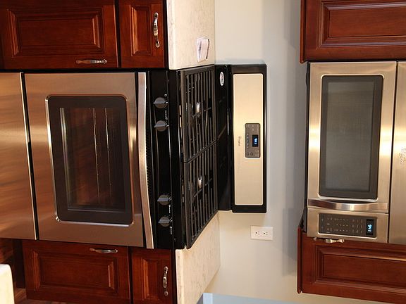 Appliances
						:
						Stove/oven, Microwave, and Dishwasher
