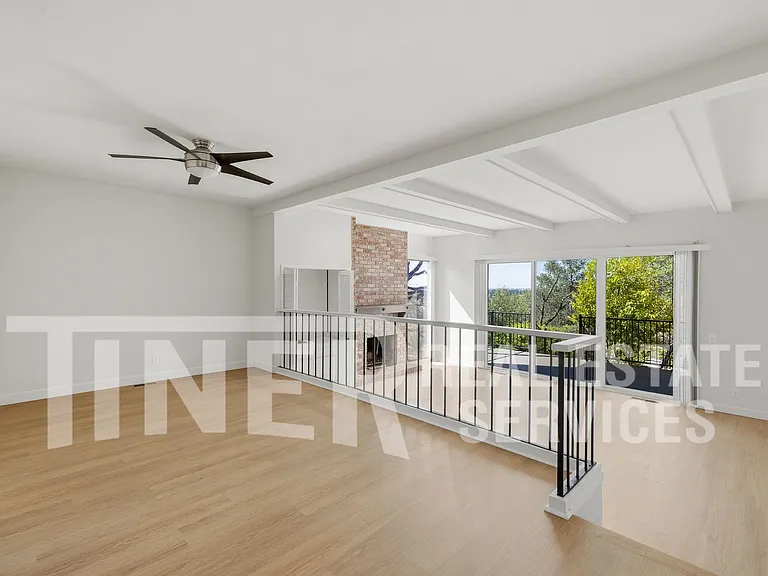 8708 Bluff Ln — Photo 37