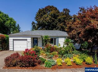 211 Berry St, Lebanon, OR 97355