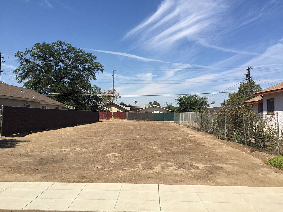 2nd image of 2250 S Nicholas
