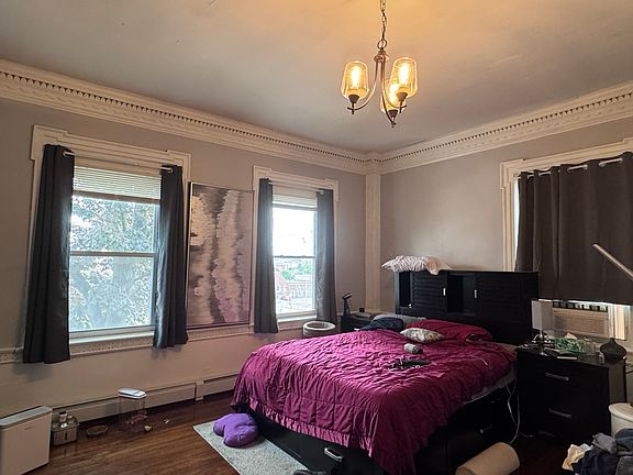 4th image of 60 Summit St #2